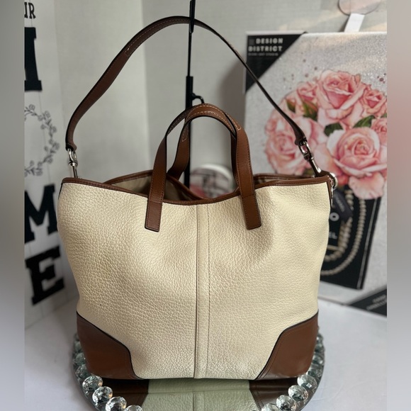 Coach Hadley Luxe Grain Pebbled Leather Ivory and Cognac   Tote bag - Picture 1 of 14